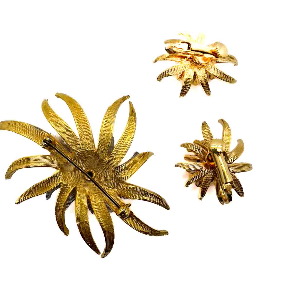 Jennifer Gibson Jewellery 1833 (1) Vintage Stylised Chrysanthemum & Haematite Brooch