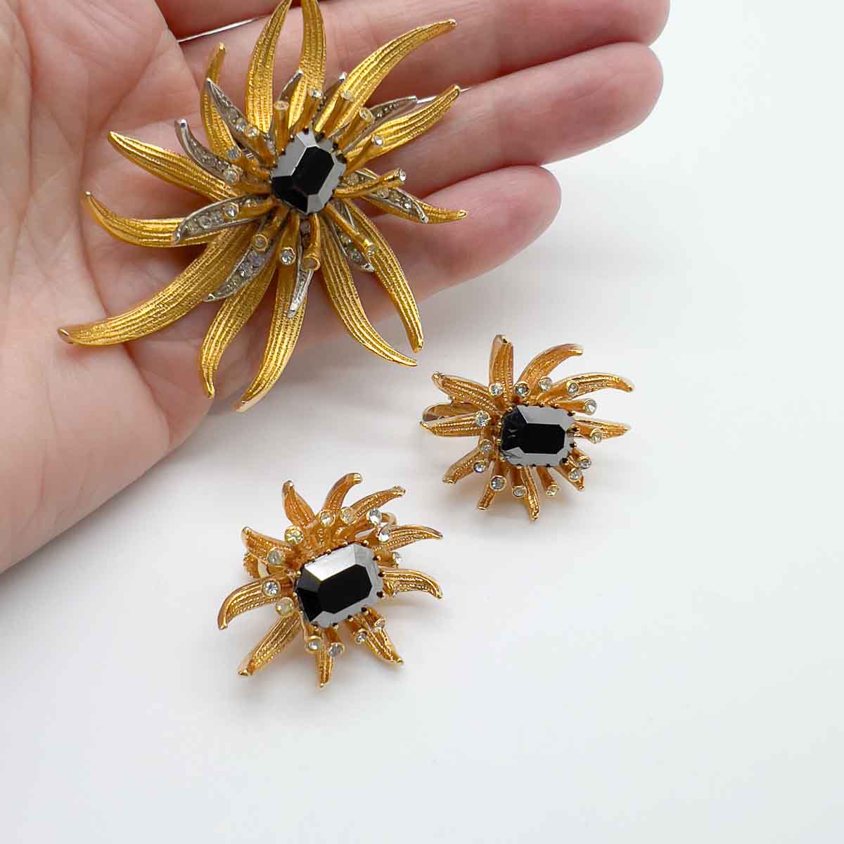 Jennifer Gibson Jewellery 1833 (4) Vintage Stylised Chrysanthemum & Haematite Brooch