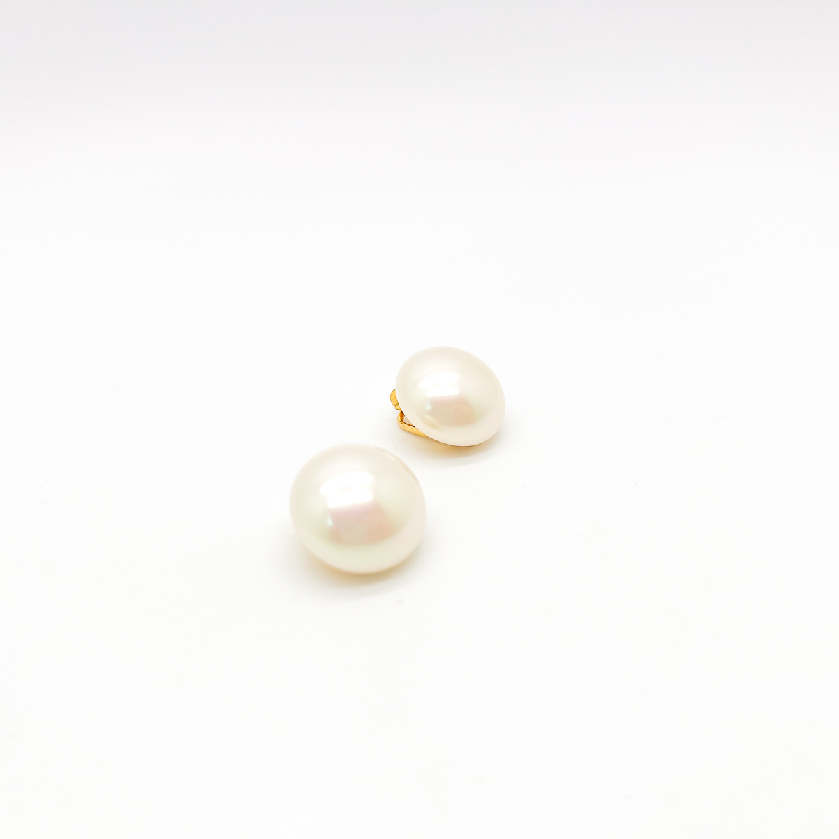 Jennifer Gibson Jewellery 1855 (3) Vintage Dior Pearl Stud Earrings