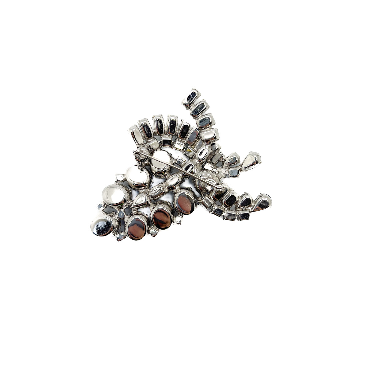 Jennifer Gibson Jewellery 1890 (1) Vintage KRAMER NYC Vine Brooch