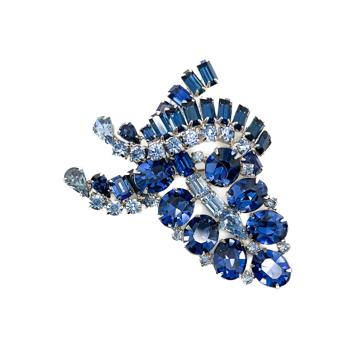 Jennifer Gibson Jewellery 1890 (4) Vintage KRAMER NYC Vine Brooch