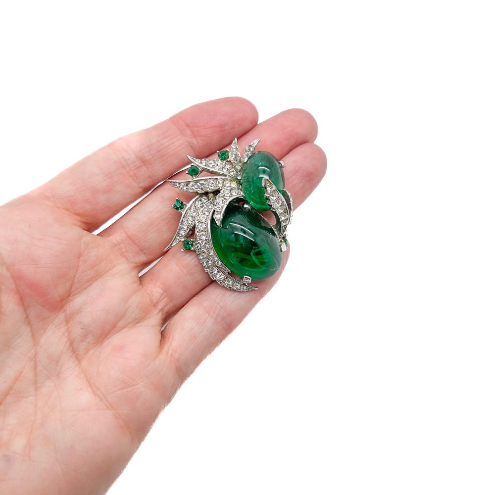 Vintage Emerald Cabochon Cocktail Brooch