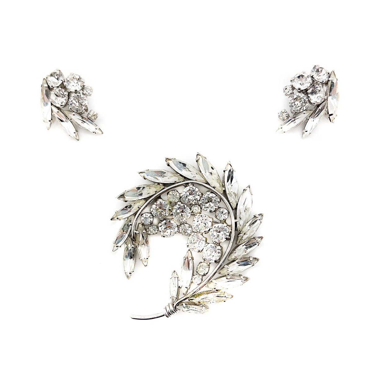 Jennifer Gibson Jewellery 1897 (1) Vintage Sherman Floral Navette Brooch