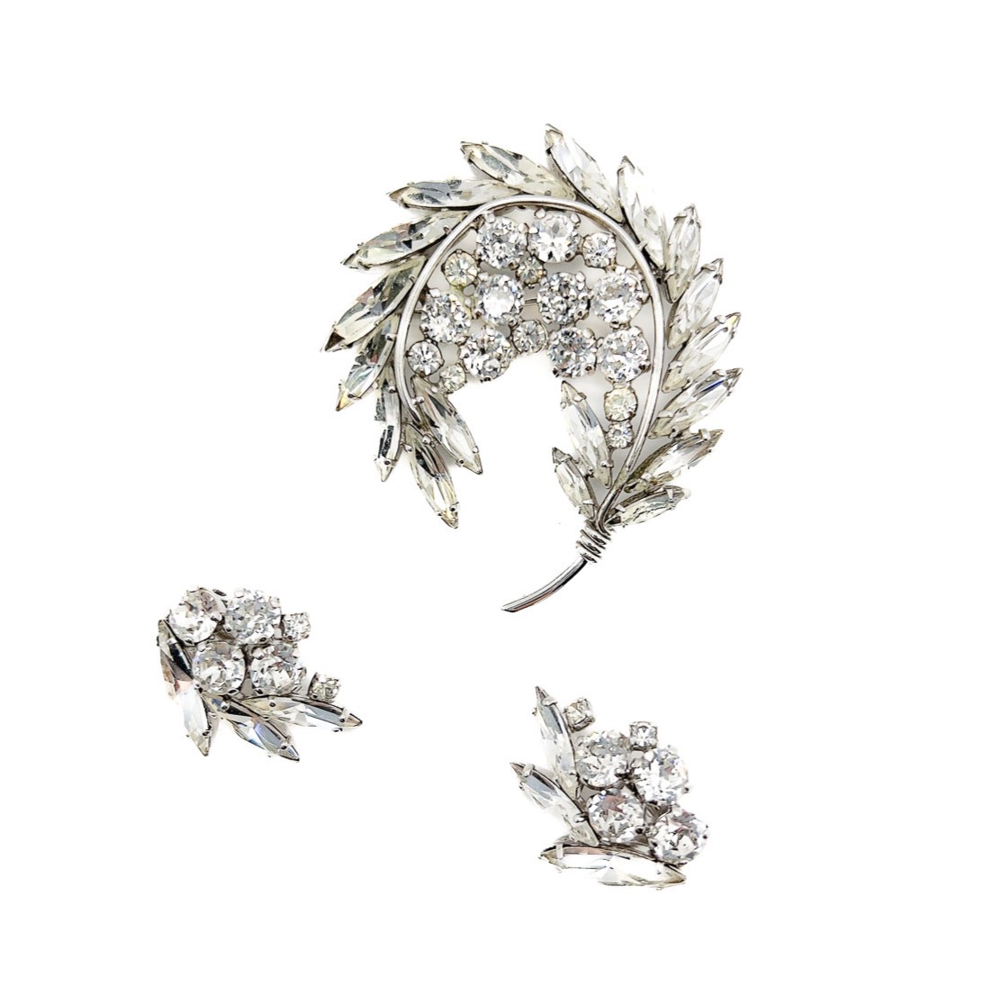 Jennifer Gibson Jewellery 1897 (4) Vintage Sherman Floral Navette Brooch