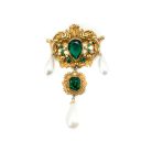 Jennifer Gibson Jewellery 1937 (3) Vintage Coro Renaissance Pendant
