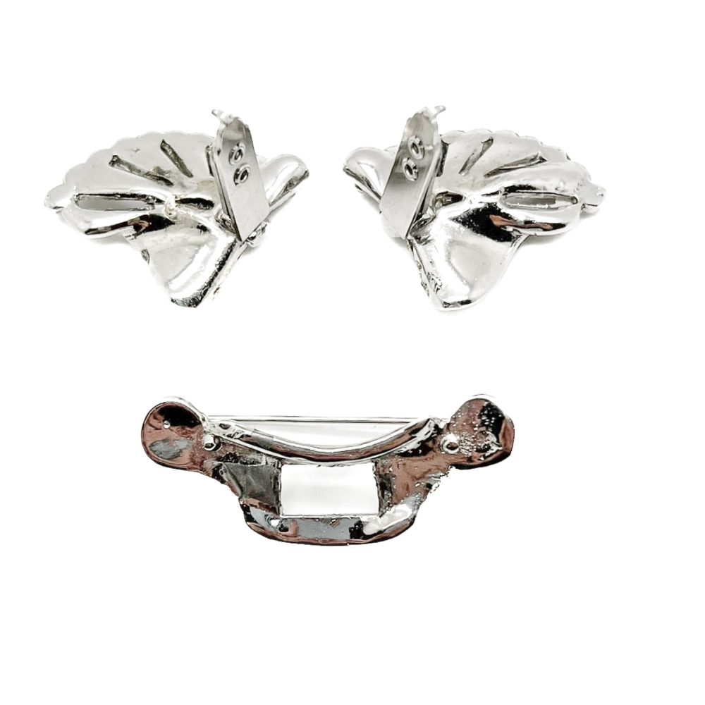 Vintage fan double dress clip