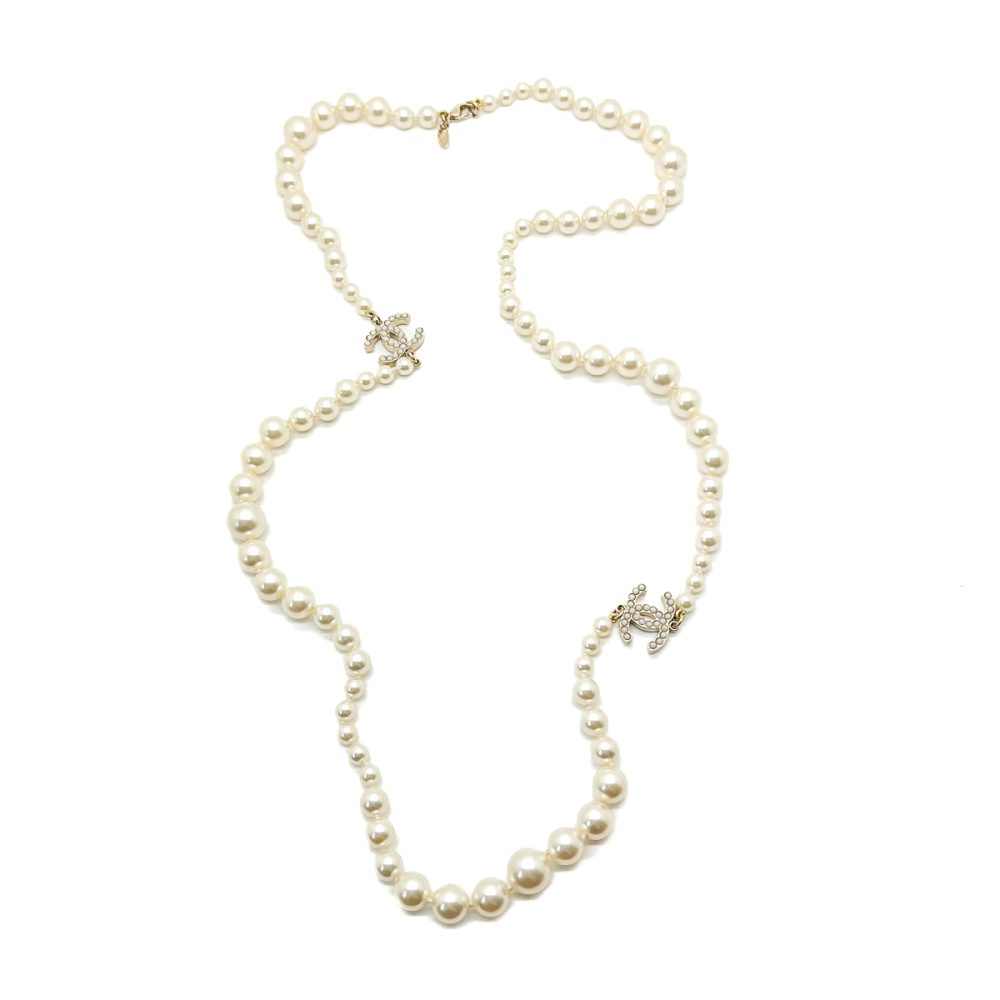 Chanel Pearl Logo Rope Necklace