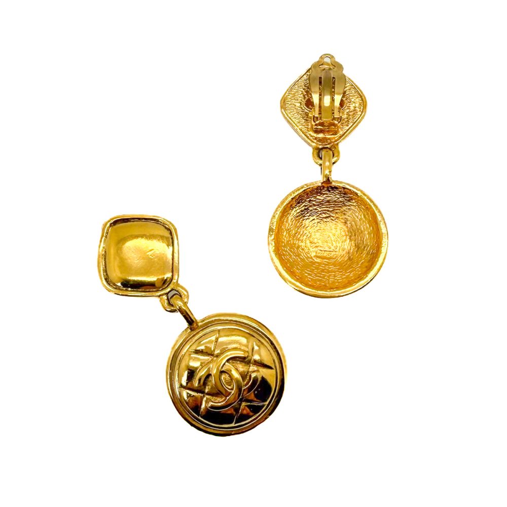 1980s vintage Chanel CC earrings