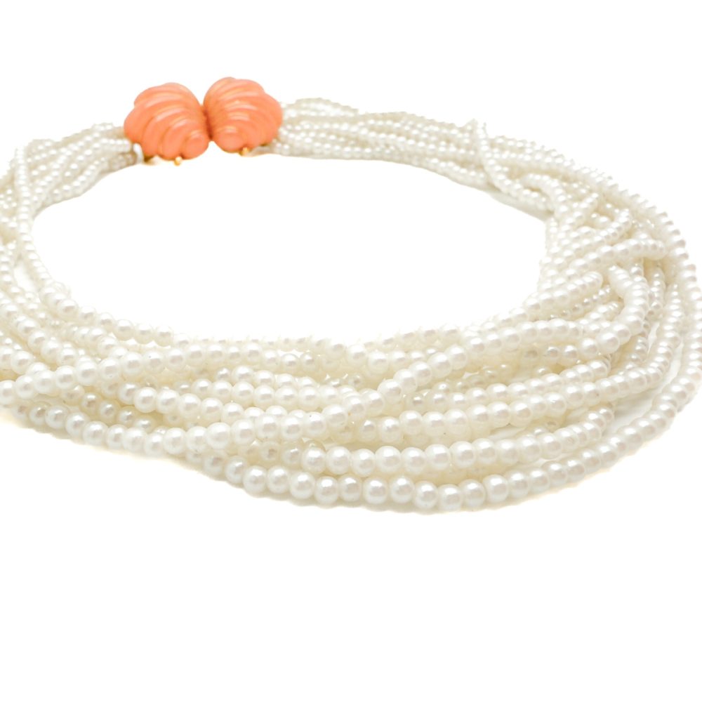 Vintage Trifari Pearl Shell Collar