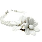 Jennifer Gibson Jewellery Vintage Miriam Haskell Milk Glass Corsage Necklace 2101 (4) Vintage Miriam Haskell White Flower Necklace