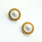 Jennifer Gibson Jewellery Vintage Trifari Pearl Earrings 2164 (1) Vintage Trifari Pearl Stud Earrings
