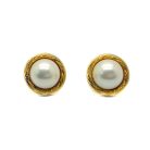 Jennifer Gibson Jewellery Vintage Trifari Pearl Earrings 2164 (5) Vintage Trifari Pearl Stud Earrings