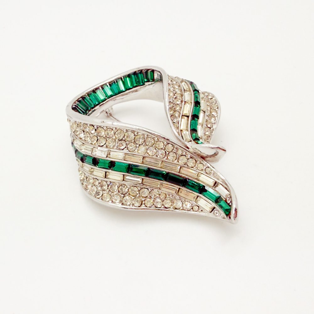 Vintage Deco Emerald Crystal Brooch