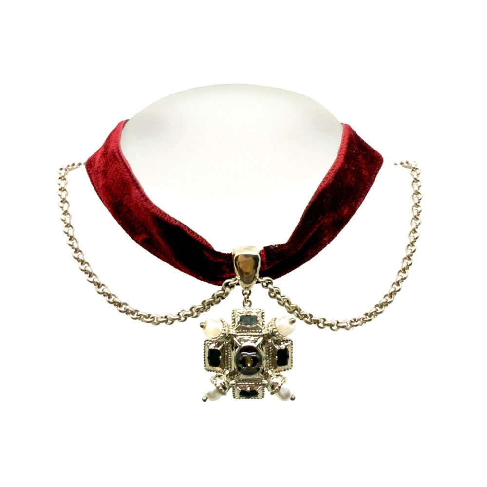 Chanel Renaissance Velvet Choker