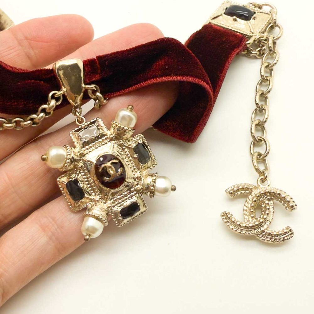 Chanel Renaissance Velvet Choker