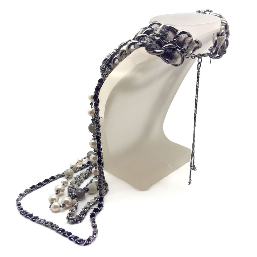PreLoved Chanel Pearl & Tartan Choker Sautoir