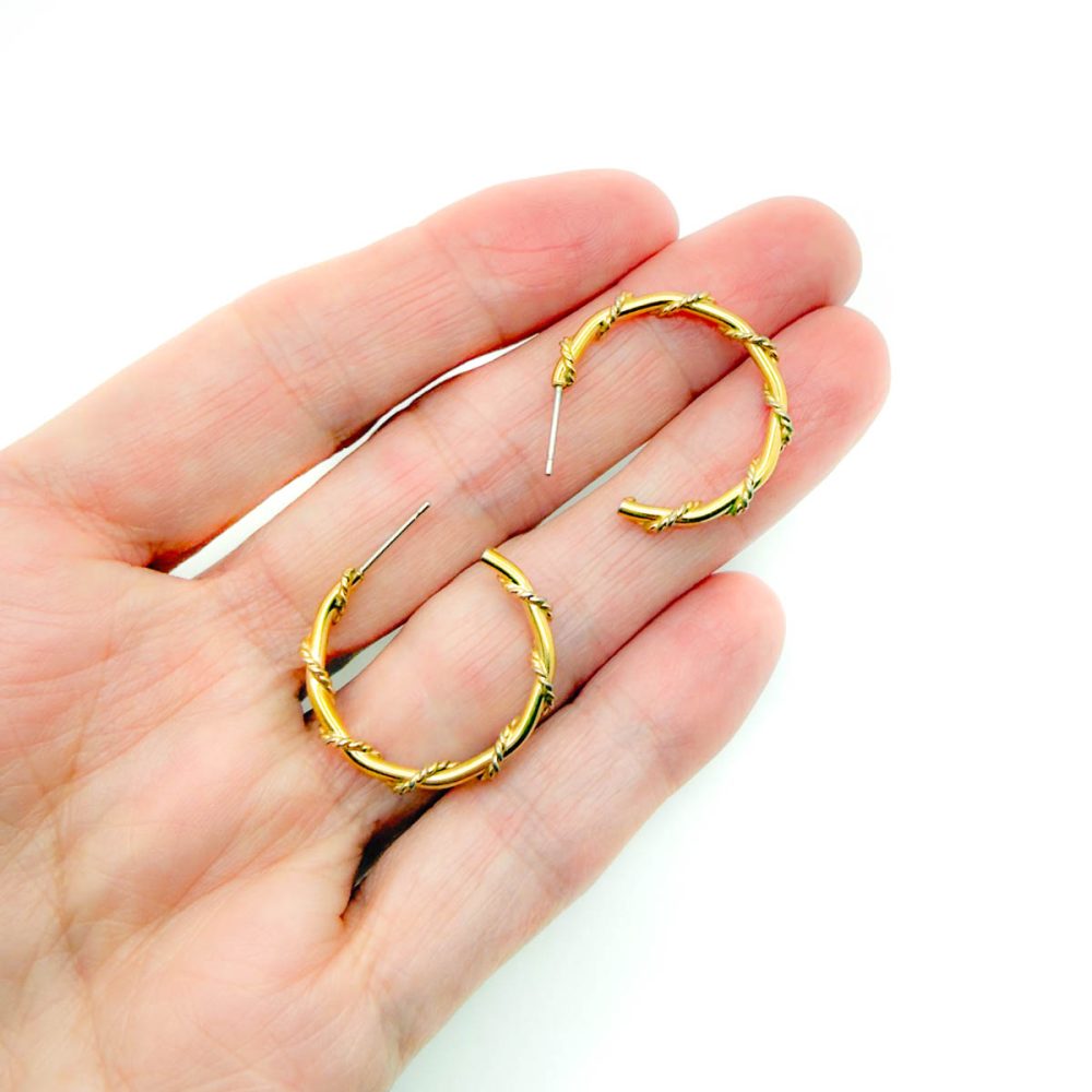A Pair of Vintage Slim Hoop Twist Earrings