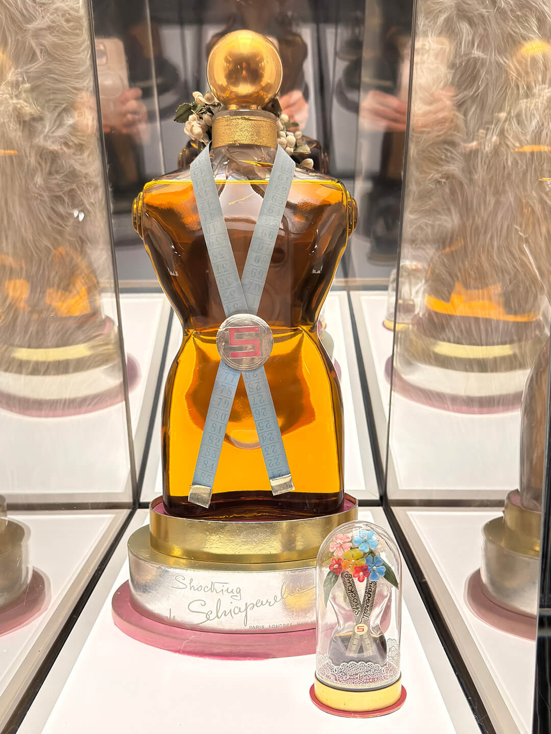 Jennifer’s Jewels Exhibited at The V&A’s ‘Schiaparelli: Fashion Becomes Art’ Exhibition
