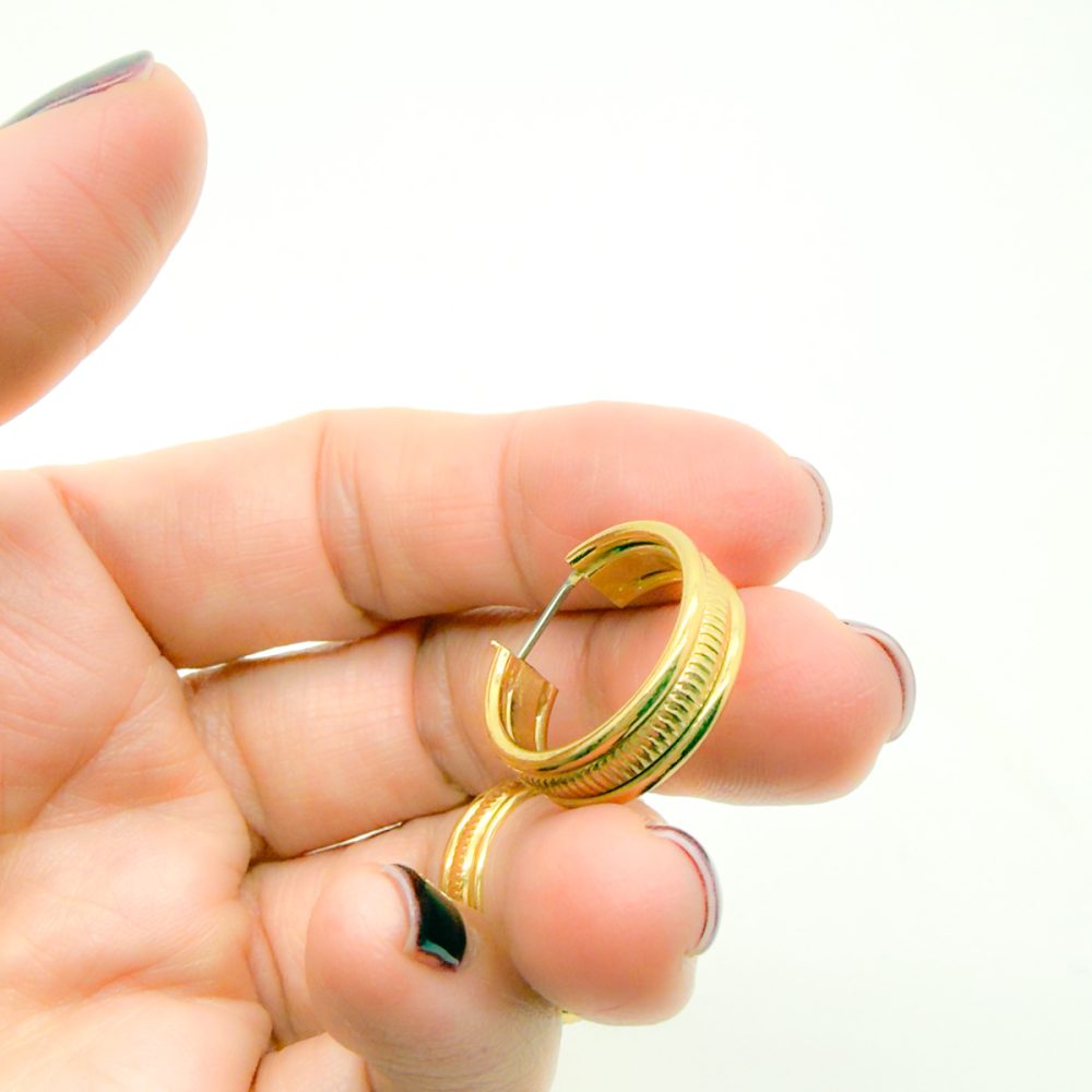 Vintage Fancy Ribbed Hoop Earrings