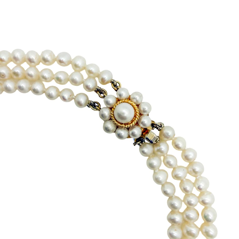 Vintage Flower Clasp Pearl Necklace