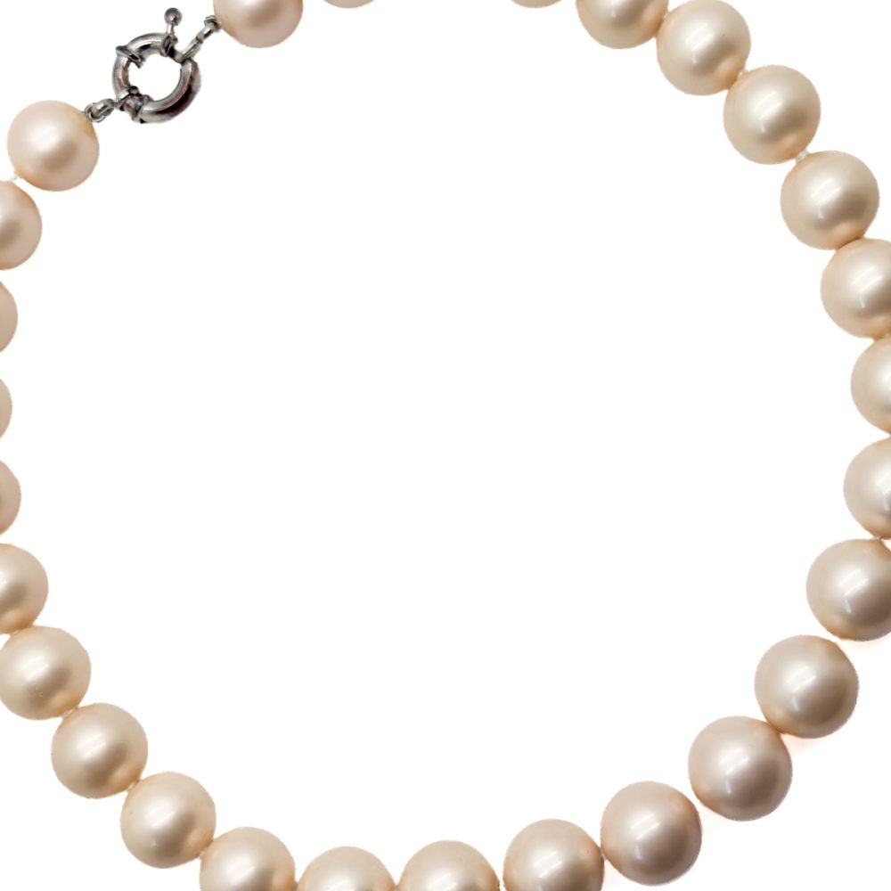 Vintage Chunky Pearl Necklace