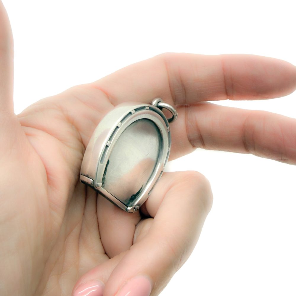 Antique Hallmarked Silver Horseshoe Vesta Case